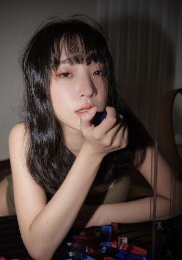 裙子下是野兽_高清手机在线看