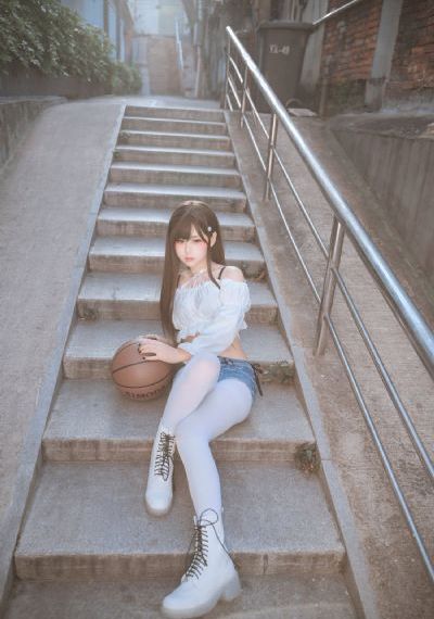 妈妈的职业李采潭_4K高清免费观看