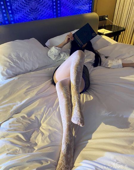 美丽的他电影版_免费手机在线看观看