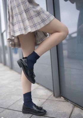 脱个精光s歌舞团看个够_1080免费在线播放