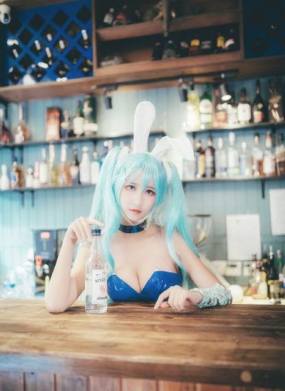 国产美女激情_BD免费观看