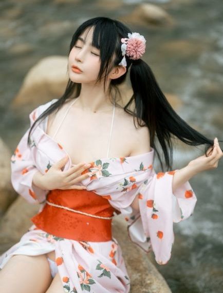 草莓视频污免费下载_手机在线看片