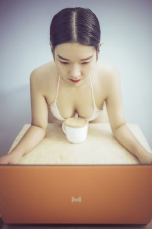 朋友的母亲5_HD超清在线观看